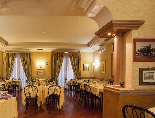 Hotel Pomezia image 3